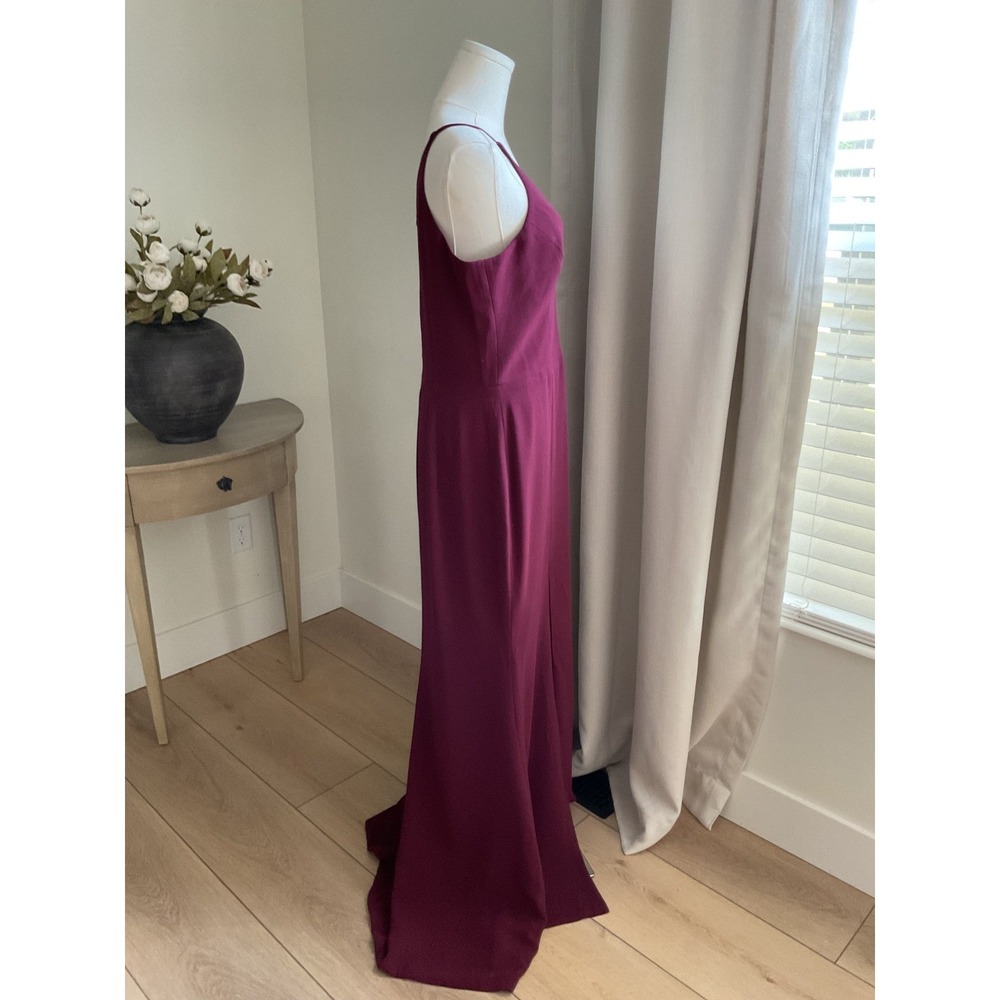 Dress The Population Iris Slit Crepe Gown Side Slit Burgundy LARGE NWT - Picture 10 of 14